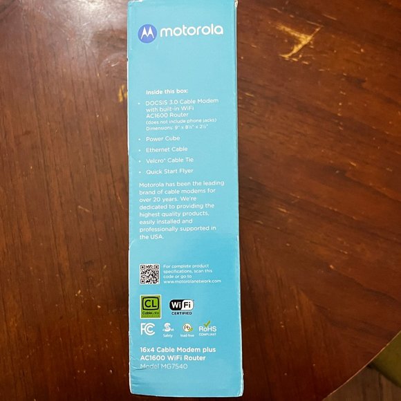 Motorola 16x4 Cable Modem with AC1600 WIFI Router - Picture 5 of 5